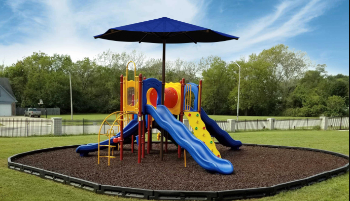 UltraPlay Boulder Point Play System with Shade – Ground Spikes & In-Ground Shade Posts